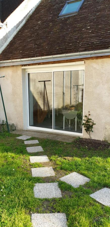 La Petite Maison Hotel Saint-Georges-sur-Cher Exterior foto